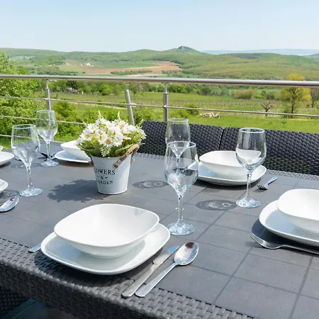 Káli Vineyard Estate
