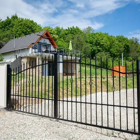 Villa Kali Vineyard Estate *