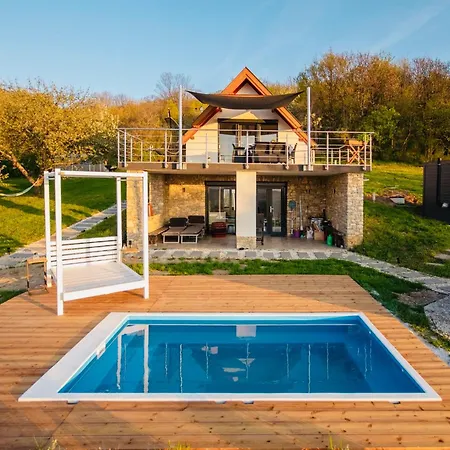 Kali Vineyard Estate Villa