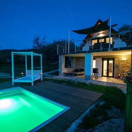 Kali Vineyard Estate ヴィラ Köveskál