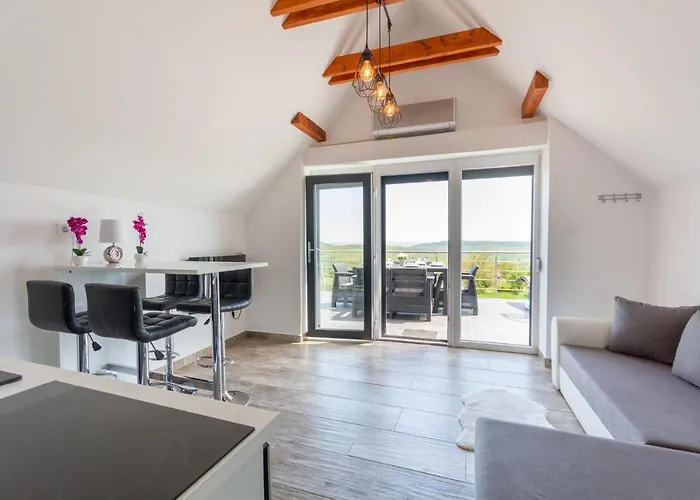 Káli Vineyard Estate Villa Köveskál