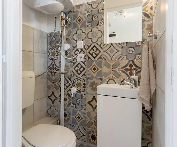 Káli Vineyard Estate *