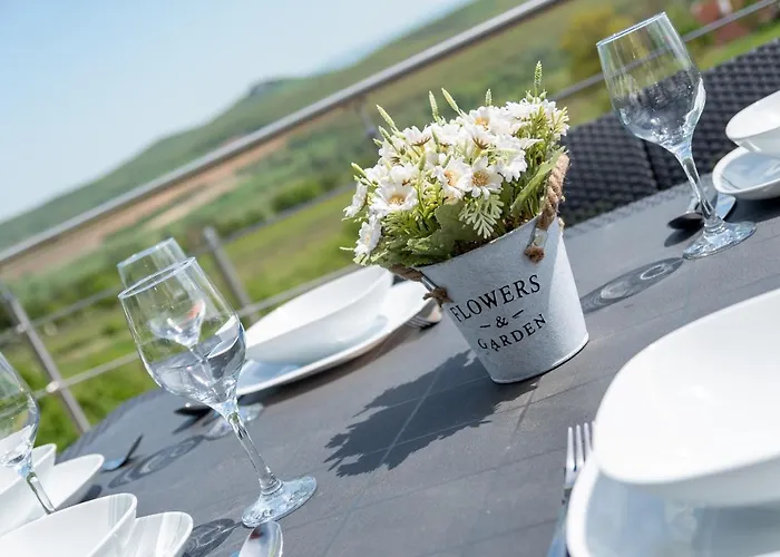 Káli Vineyard Estate * Köveskál